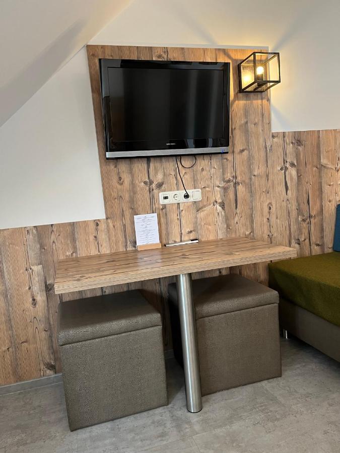 Gasthaus-Pension Hofmann Oberdachstetten Dış mekan fotoğraf