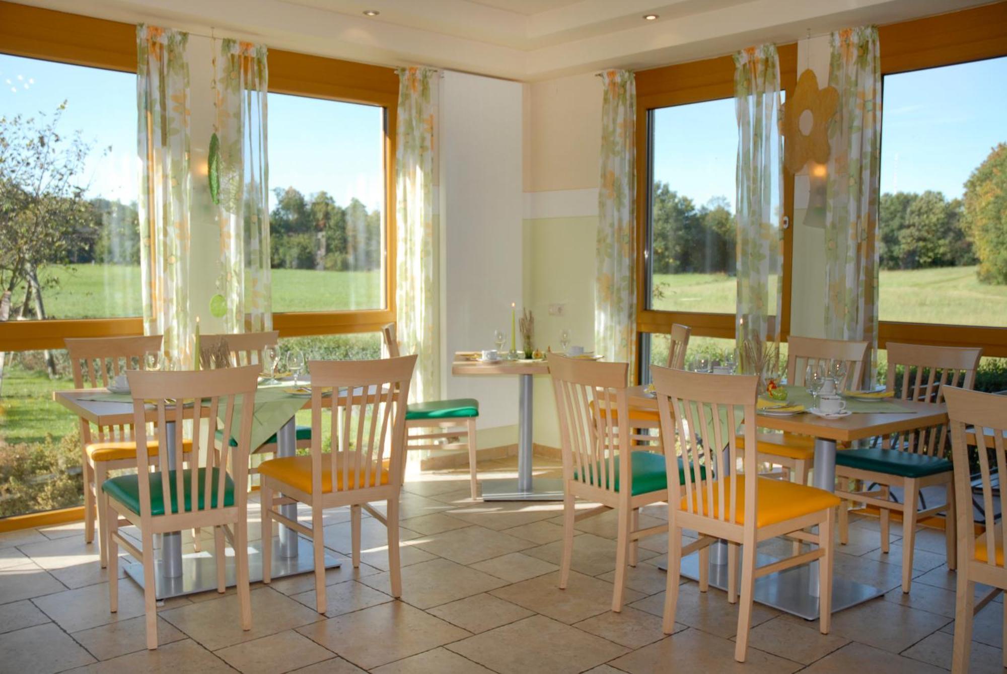 Gasthaus-Pension Hofmann Oberdachstetten Dış mekan fotoğraf