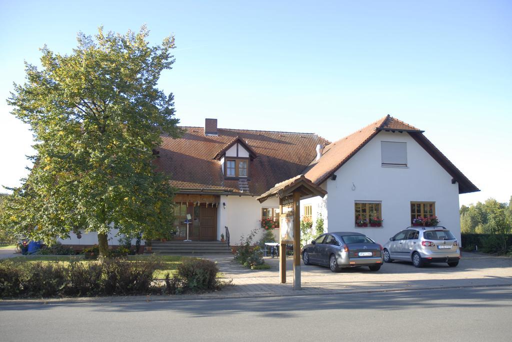 Gasthaus-Pension Hofmann Oberdachstetten Dış mekan fotoğraf